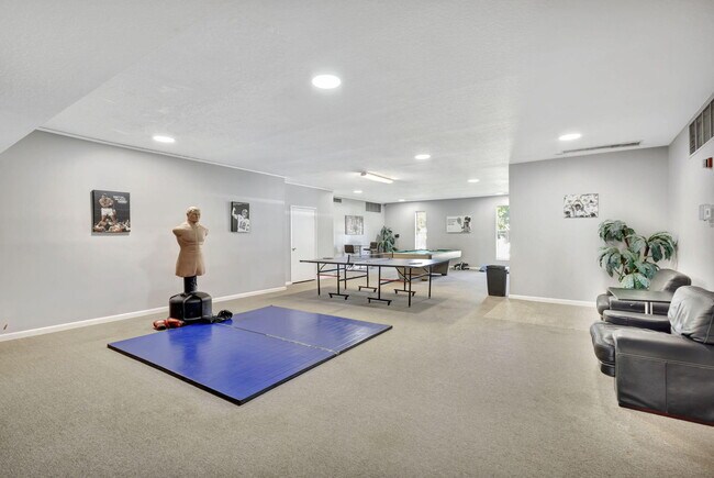 Building Photo - 500 Executive Center Dr