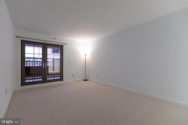 Building Photo - 219 S 18th St