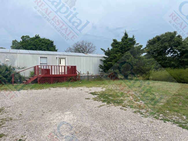 Building Photo - Quiet Country Manufactured Home