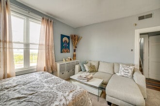 Building Photo - 5112 Towers Terrace