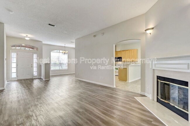 Primary Photo - 749 Grand Parke Dr