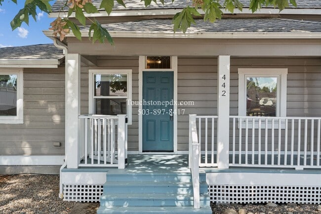 Building Photo - 442 NW 2nd Ave