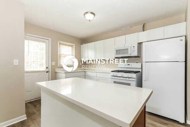 Building Photo - 3 Bedroom Pet-Friendly Home in Louisville,...