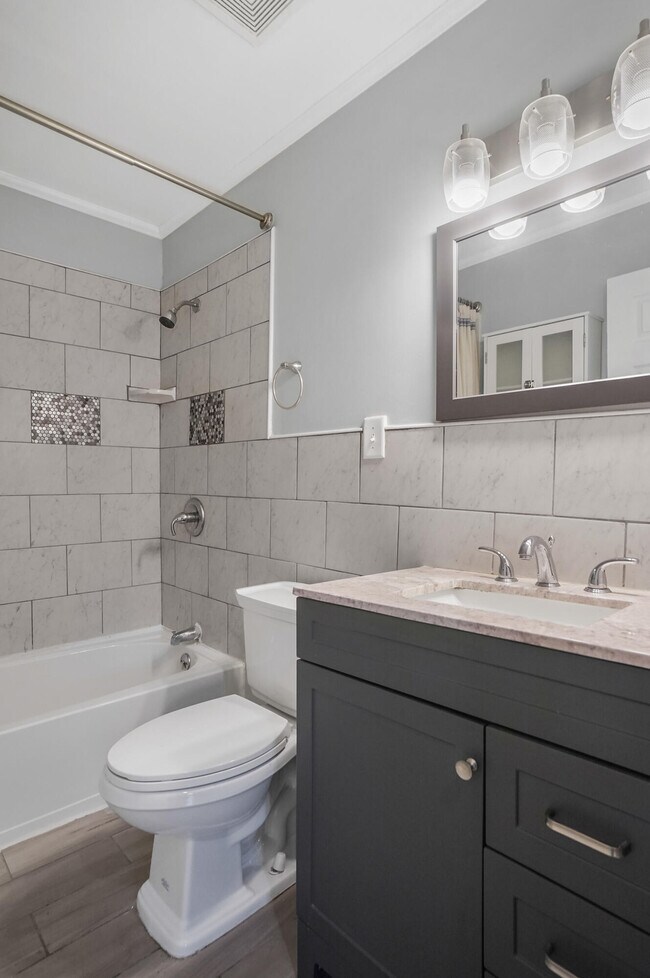 Building Photo - 22000 Cunningham Ave