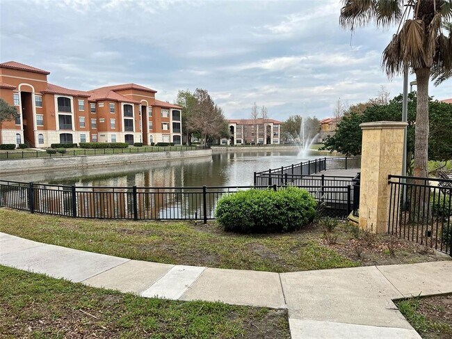 Building Photo - 6131 Metrowest Blvd