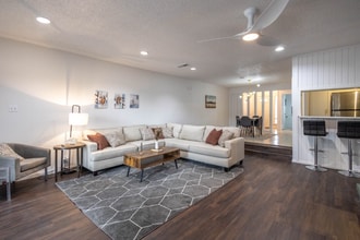 Building Photo - 6710 La Costa Dr