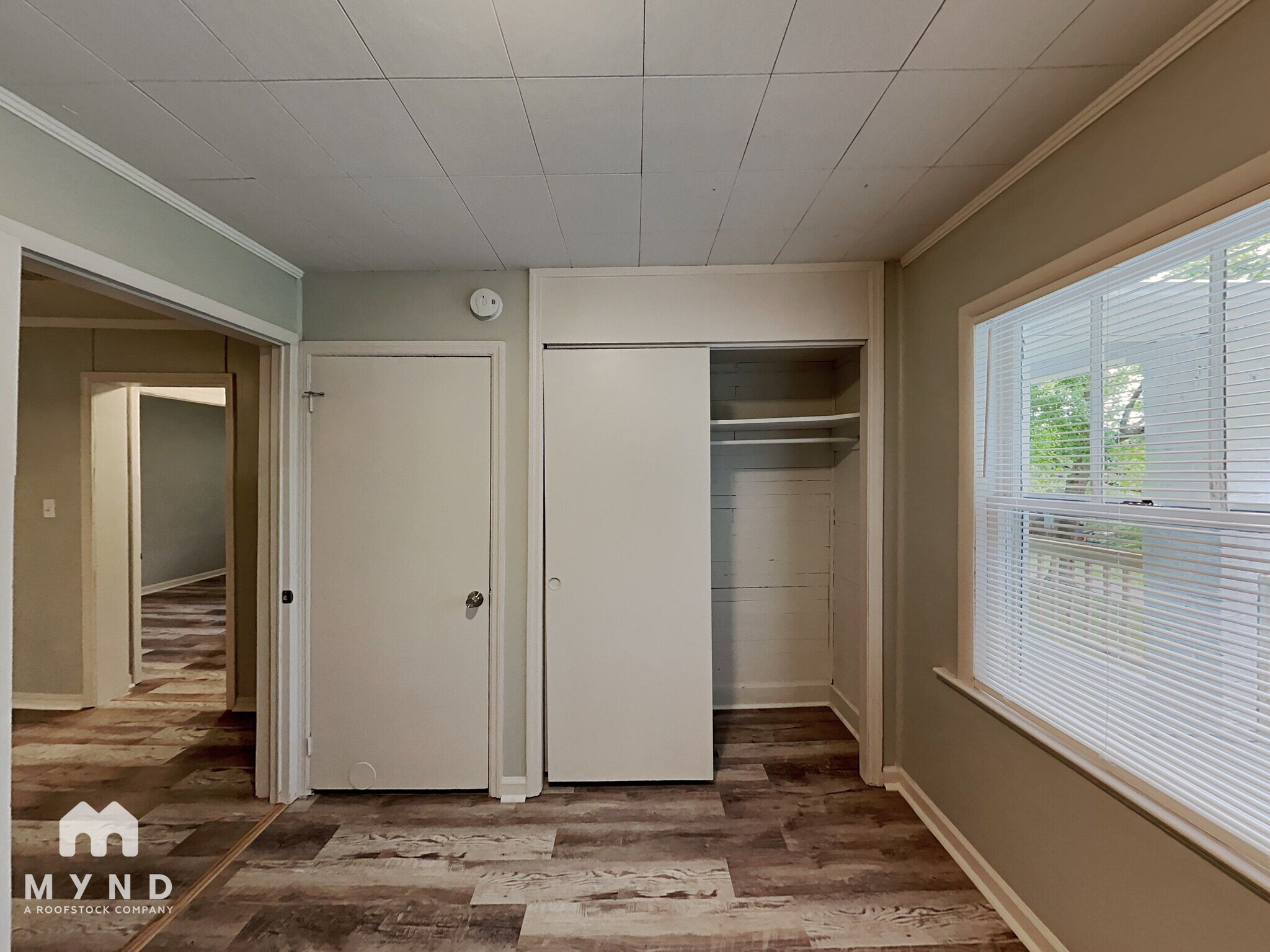 Building Photo - 1445 Echols Dr