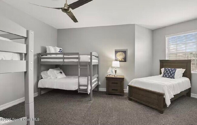 Building Photo - 164 Mediterranean Way