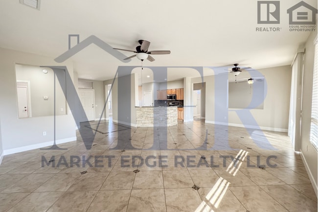 Building Photo - 2Bed/2Bath House in North Surprise! $199 MOVE-IN SPECIAL! Ready for Immediate Move-In!