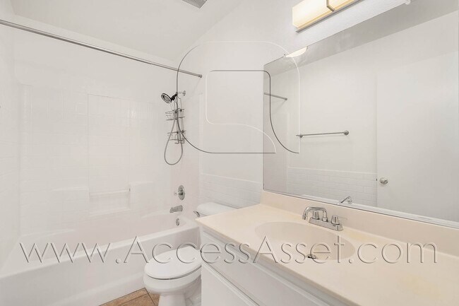 Building Photo - 35847 Gerard Dou St