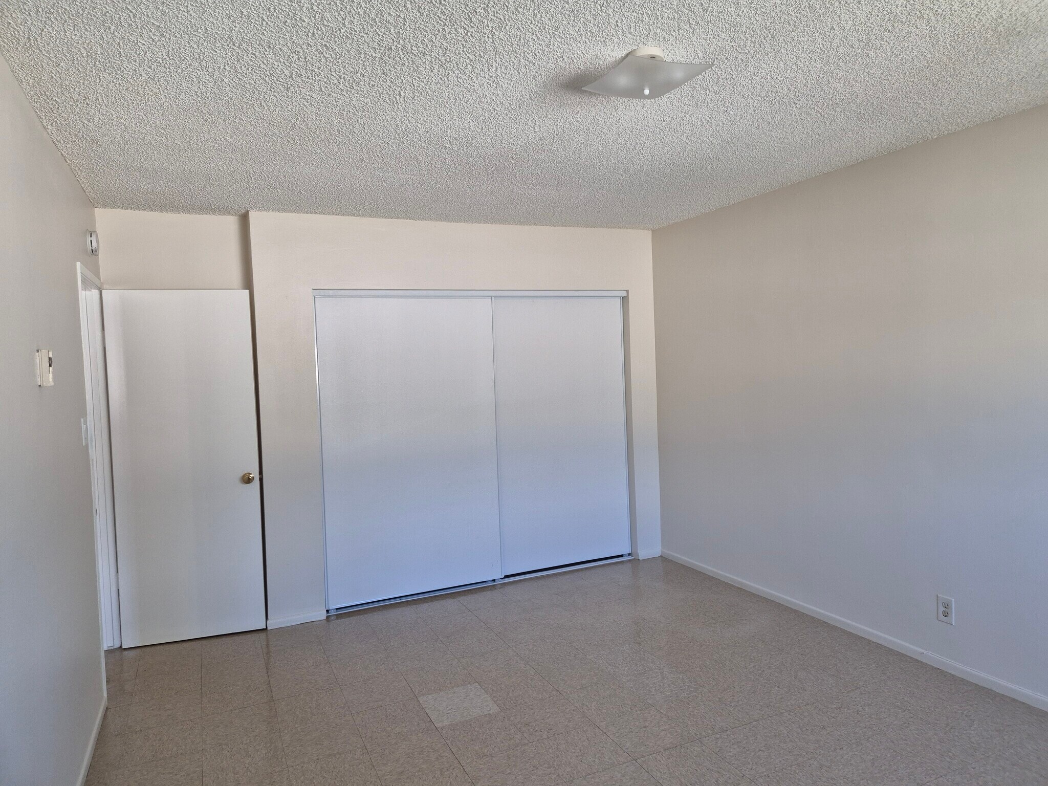 Building Photo - 6761 Curtis Ave