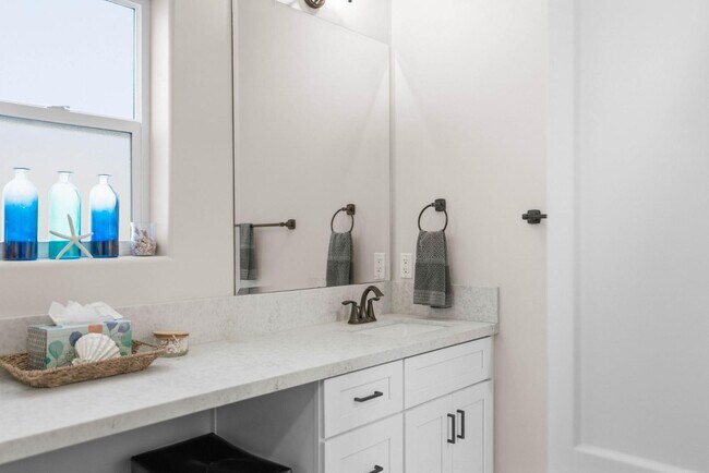 Building Photo - 5051 Savannah St