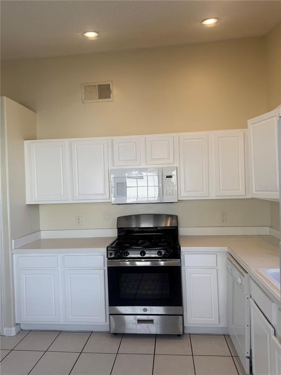 Building Photo - 155 Seneca Point Trail