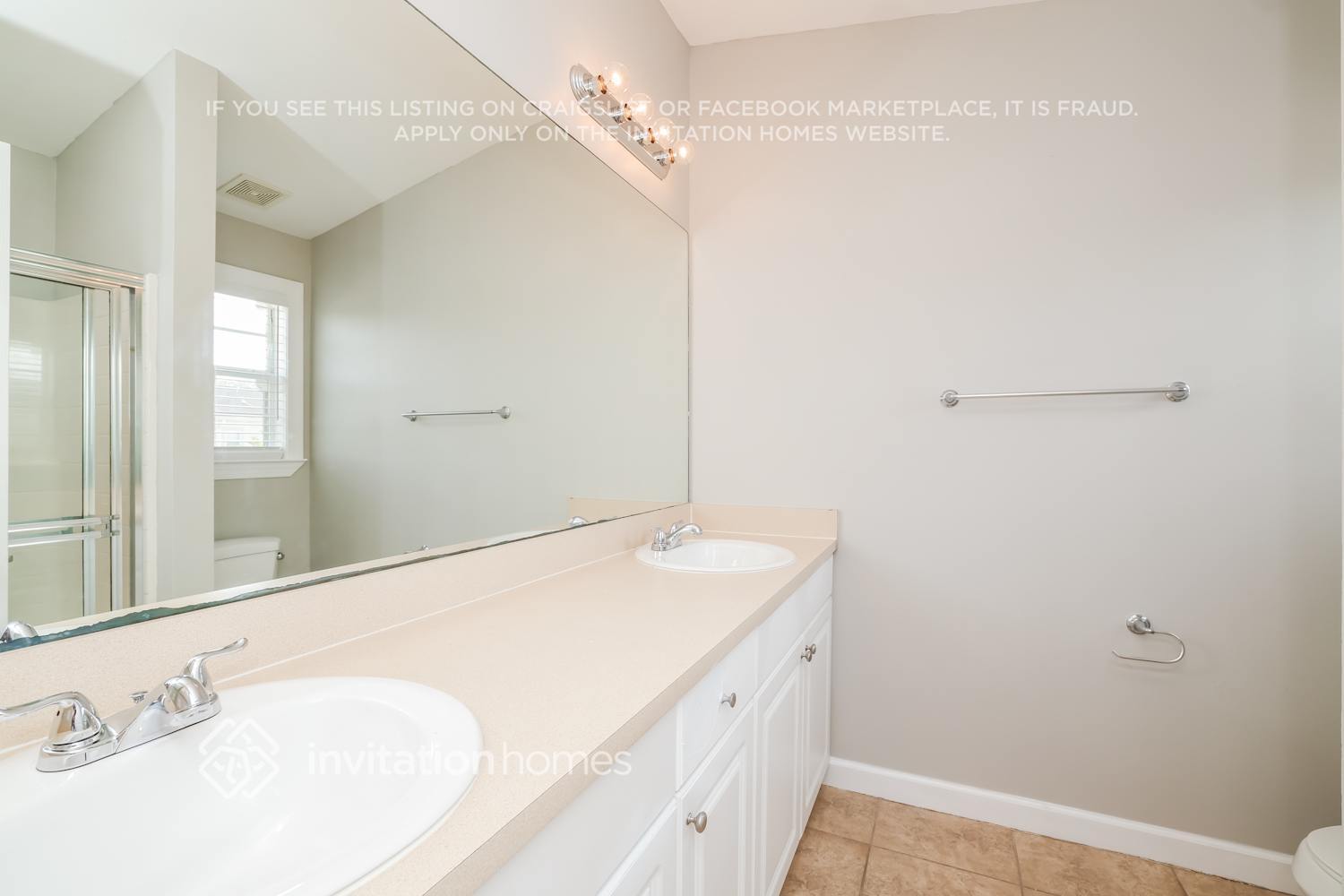 Building Photo - 180 Carol Susan Ln