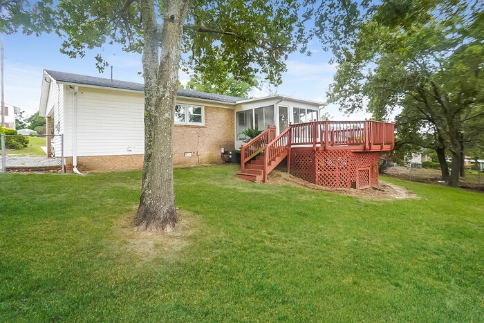 Building Photo - 2819 Lumpkin Rd