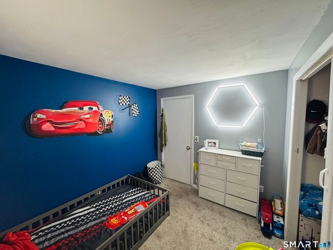 Building Photo - 150 View St