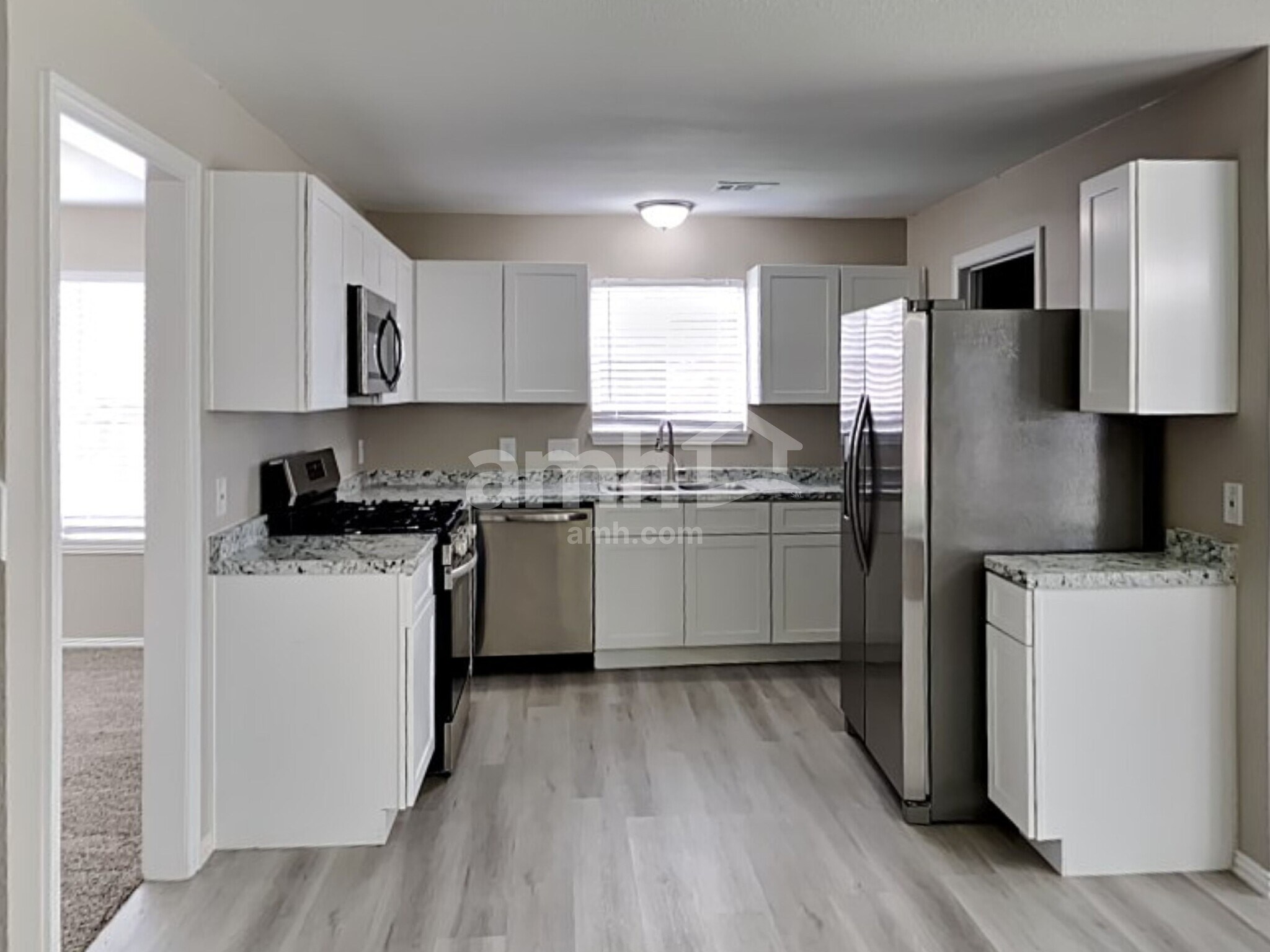 Building Photo - 21851 Whispering Forest Dr