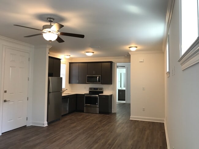 Building Photo - 309 Bailey Dr