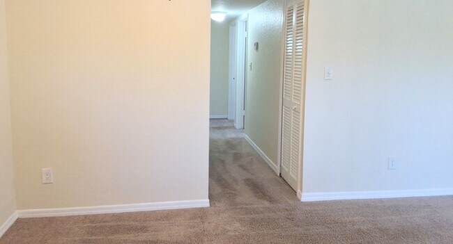 Building Photo - Beautiful Winter Park 2/2 Condo on the fir...