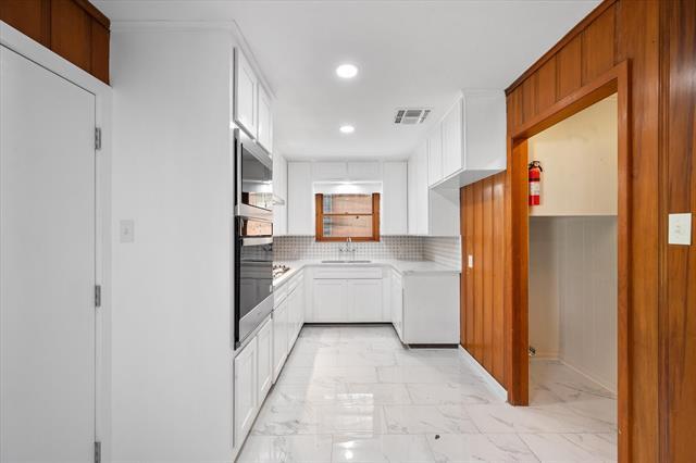 Building Photo - 2903 College Cir