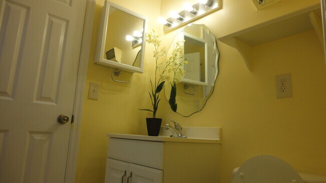 Building Photo - Vero Beach Rentals. Vero Beach Homes For R...