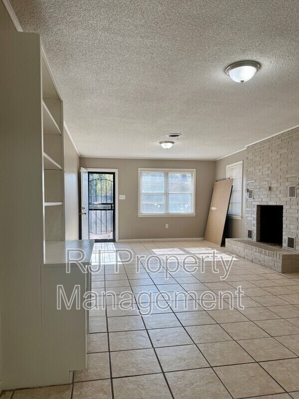 Building Photo - 1973 Tacoma Ave