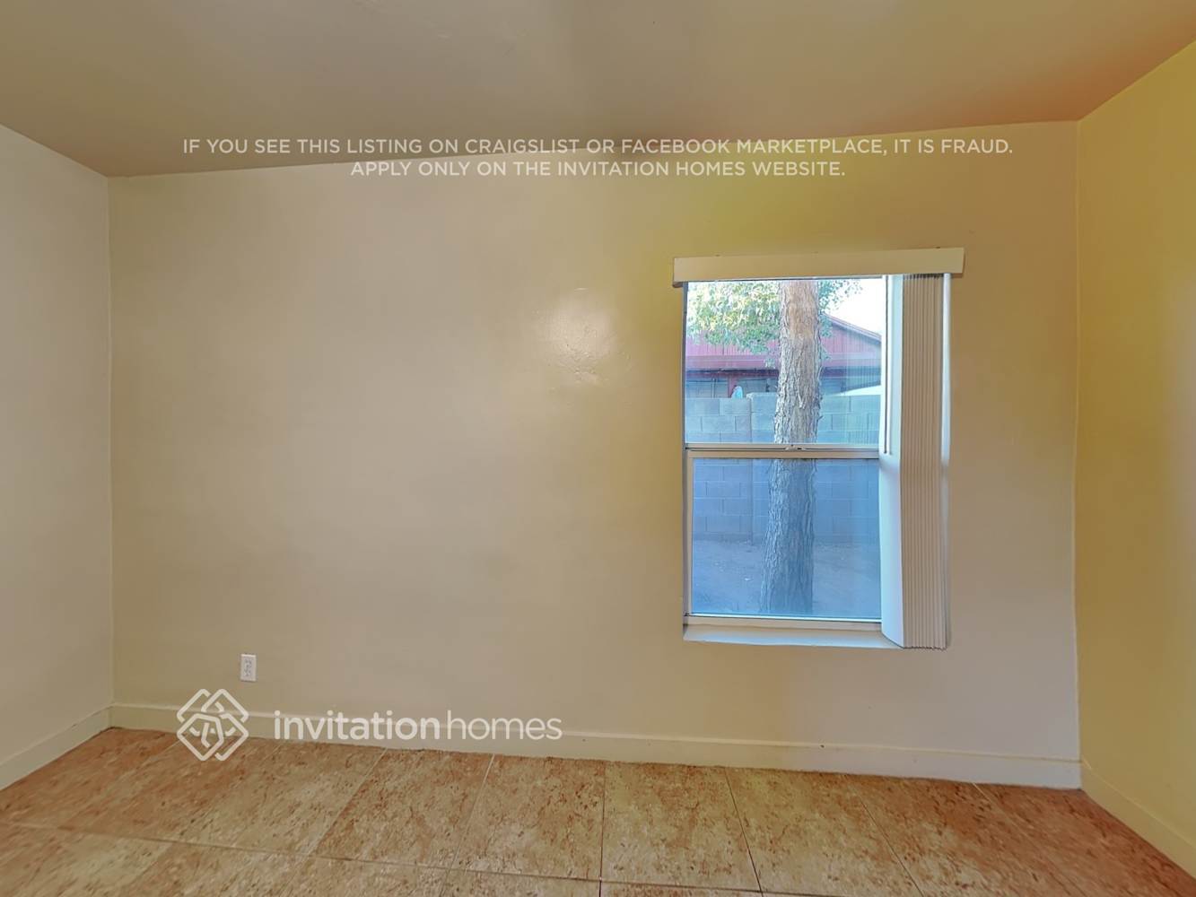 Building Photo - 527 W 1st St