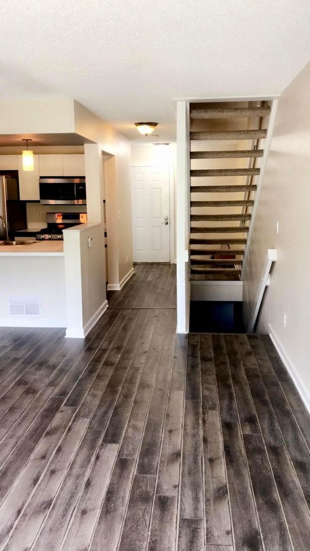 Building Photo - 2015 Jasper Ln