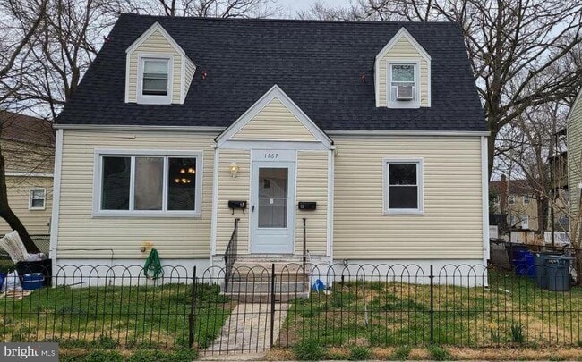 Primary Photo - 1167 Lucille Ave