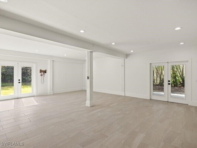 Building Photo - 939 Beach Rd