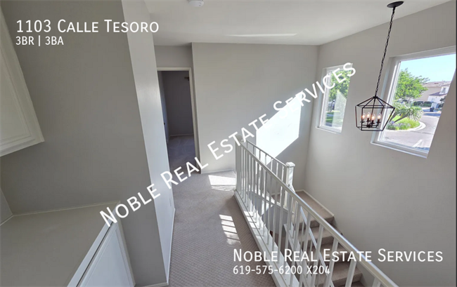 Building Photo - 1103 Calle Tesoro