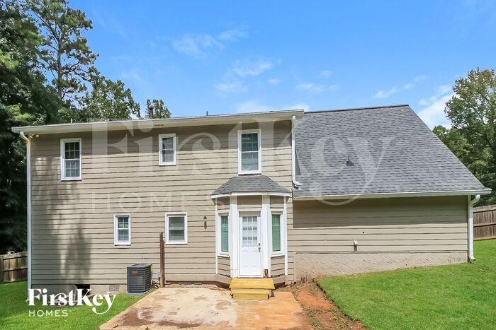 Building Photo - 198 Seminole Dr