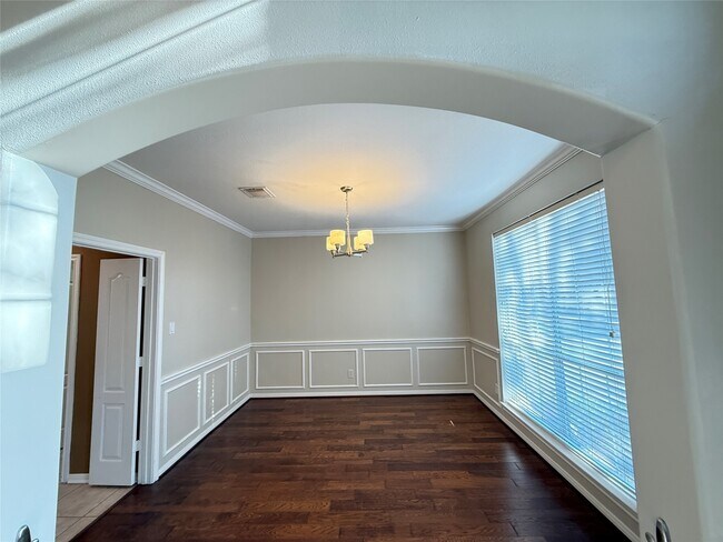 Building Photo - 3808 Travis Lake Ct