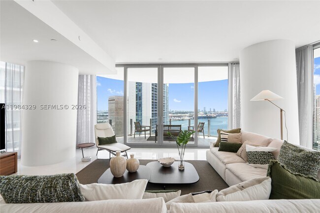 Building Photo - 300 Biscayne Blvd