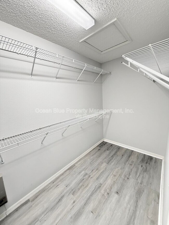 Building Photo - 12410 Early Run Ln