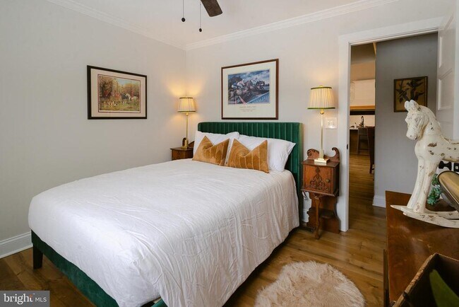 Building Photo - 13230 Falls Rd