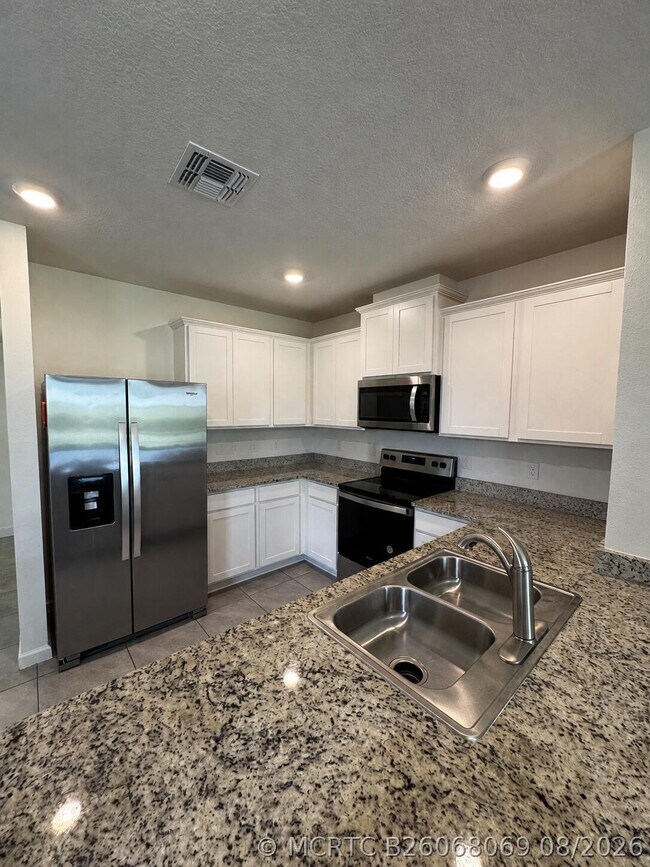 Building Photo - 12251 Nettuno Wy