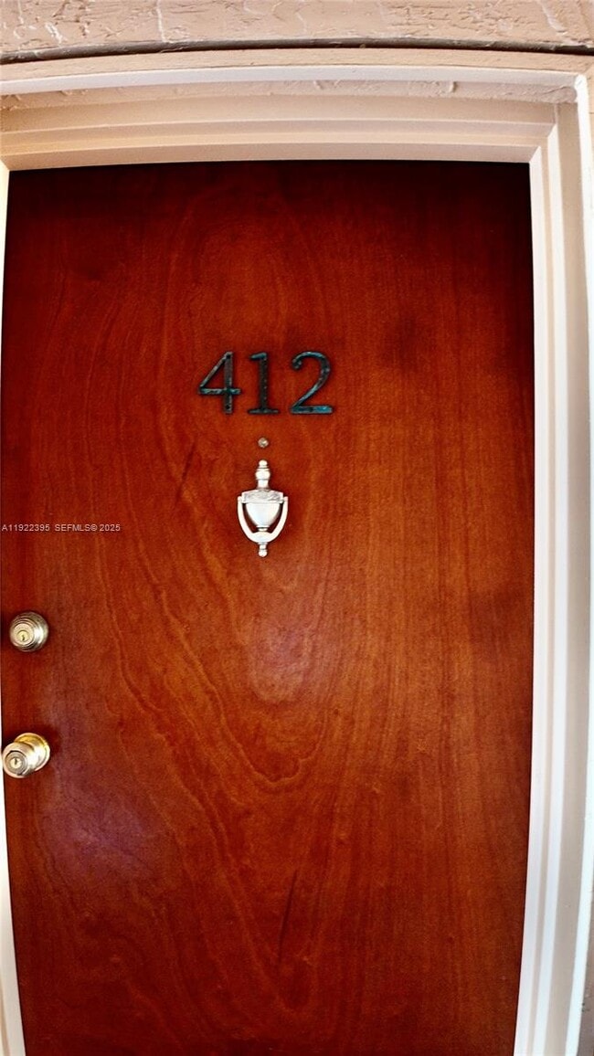 Building Photo - 325 NW 72nd Ave