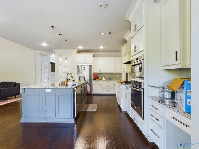 Building Photo - 235 Mill Walk Ct