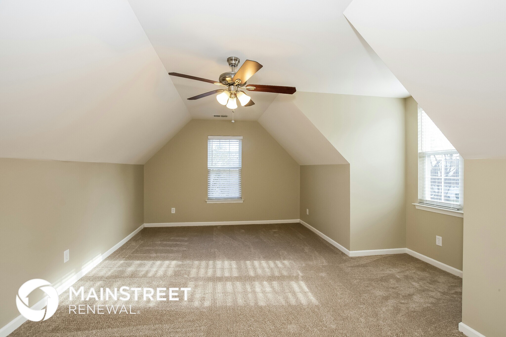 Building Photo - 6209 Forest Pond Dr