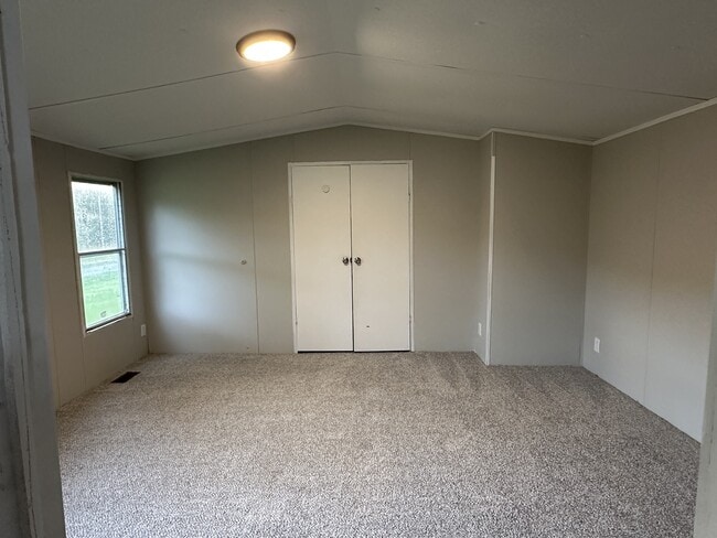 Building Photo - 103 Rayfield Ct