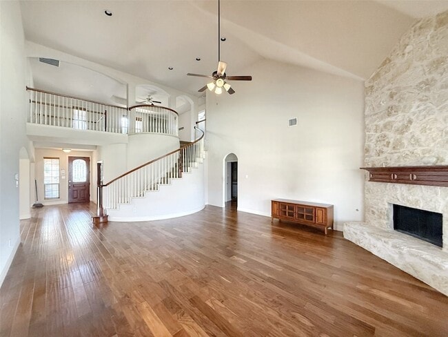 Building Photo - 6413 Fitzgerald Dr