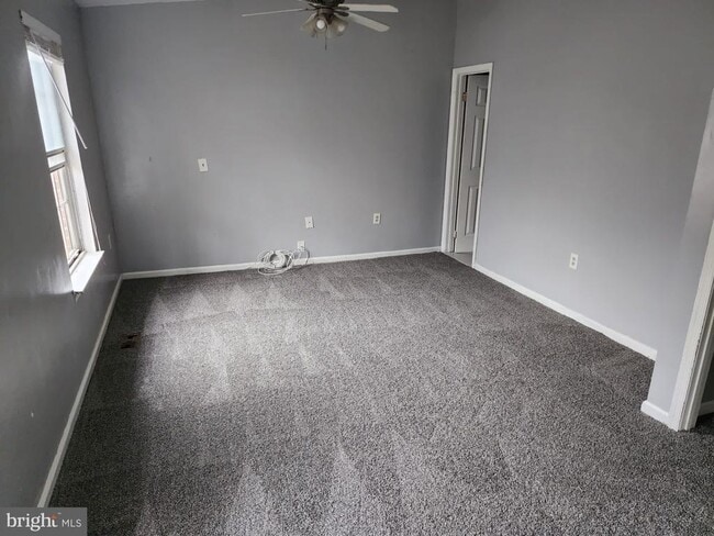Building Photo - 13112 Silver Maple Ct