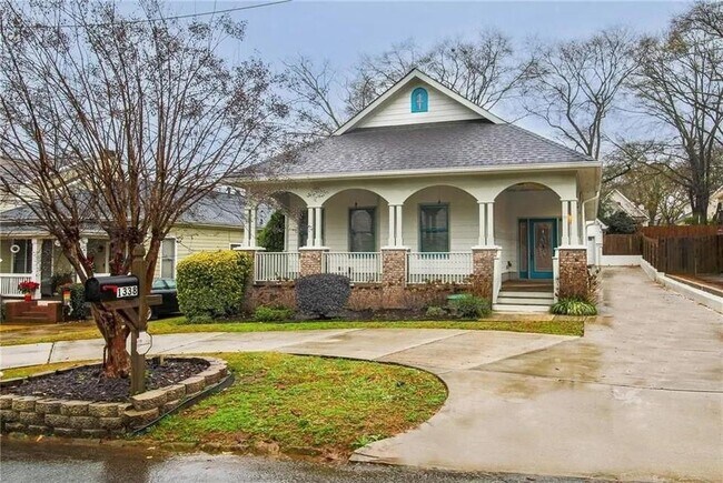 Building Photo - 1338 Mercer Ave