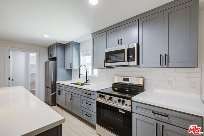 Building Photo - 1303 Beryl St
