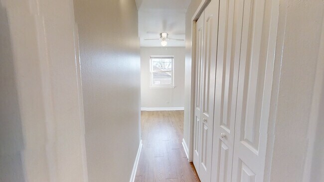 Building Photo - 6606 Windsor Ave