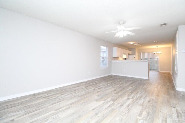 Building Photo - 1021 Antigua Cir