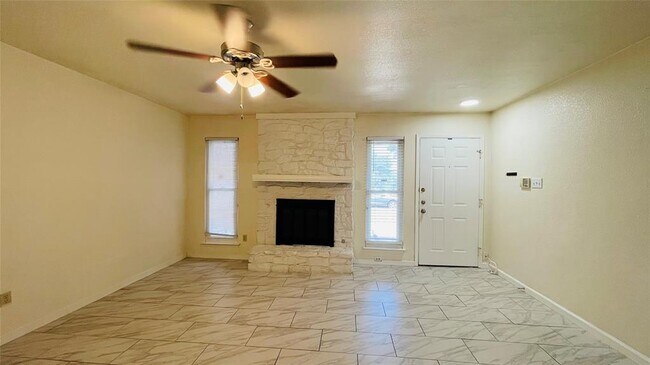 Building Photo - 13212 Bourbon St
