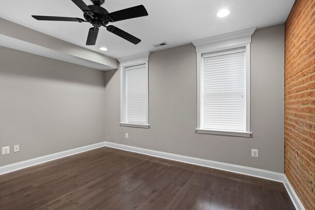 Building Photo - Upper Fells Point Townhouse - 3+ Bedrooms,...