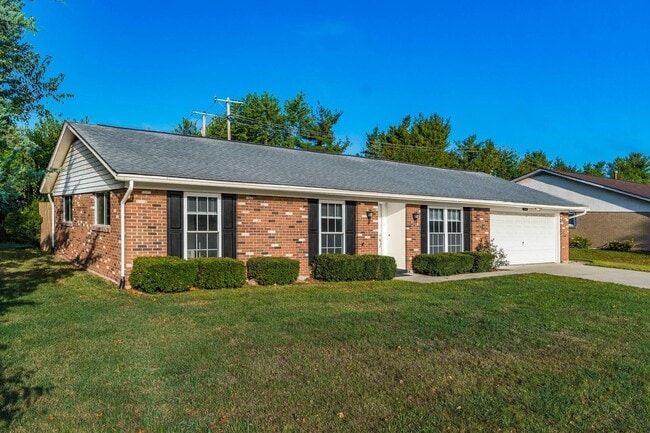 Building Photo - 747 Birmingham Rd
